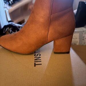 Women's rust Ankle Boots